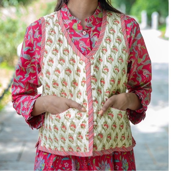 NoLoGo Quilted Warmer Gilet Cotton Poppy Pink - Picture 6 of 6